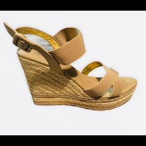 Woman shoe